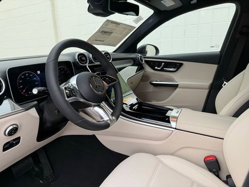 New 2026 Mercedes-Benz GLC 300 GLC 300 image 4