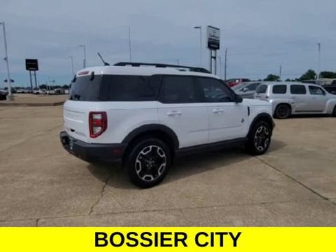 Used 2023 Ford Bronco Sport Outer Banks w/ Tech Package AWD/4WD image 9