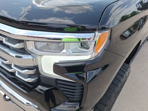 Used 2023 Chevrolet Silverado 1500 LTZ AWD/4WD image 10