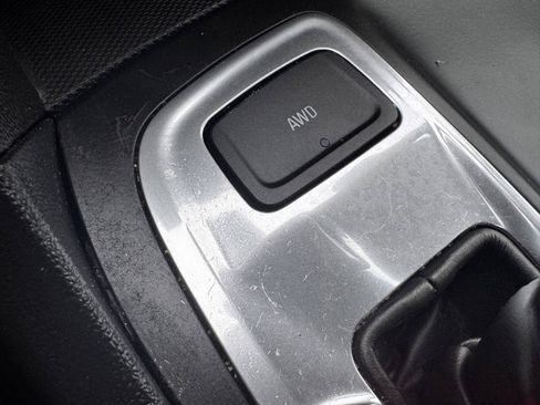 Certified 2019 Chevrolet Equinox LT AWD/4WD image 31