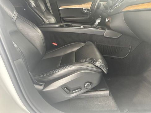 Used 2019 Volvo XC90 T6 Inscription w/ Luxury Package image 40