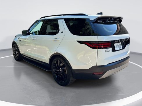 Used 2024 Land Rover Discovery S AWD/4WD image 6