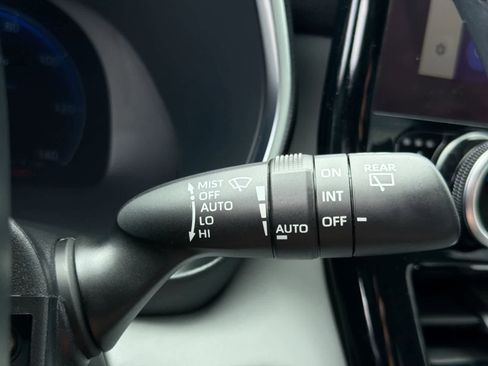 Used 2023 Toyota Highlander Platinum AWD/4WD image 27