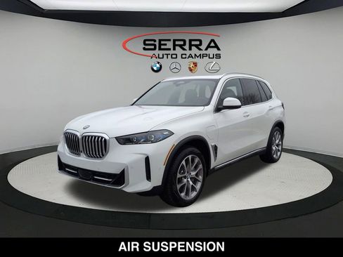 New 2026 BMW X5 xDrive50e w/ Premium Package AWD/4WD image 7