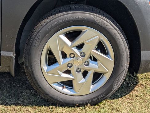 New 2026 Hyundai Kona SE FWD image 17