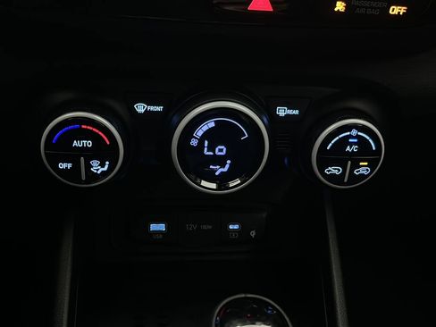 New 2026 Hyundai Venue SEL image 21