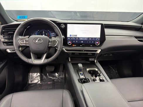 Used 2025 Lexus RX 350 Premium image 8