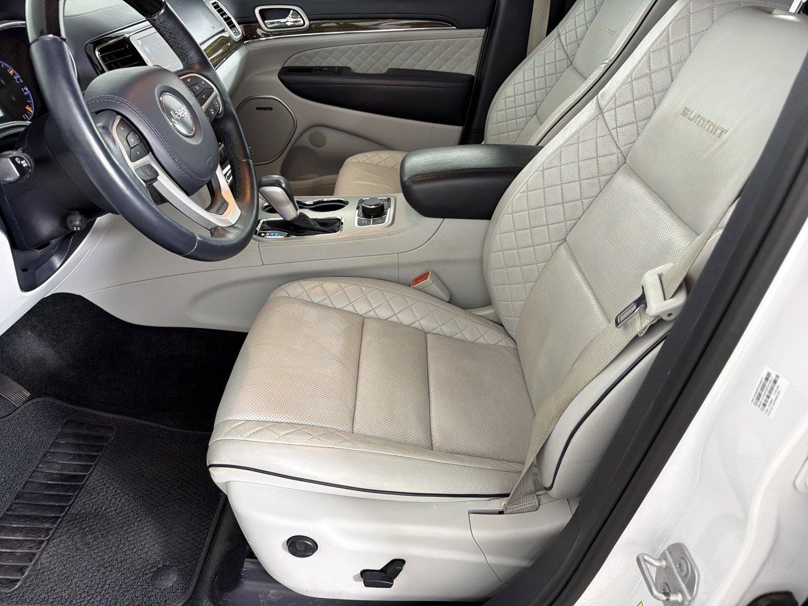 Used 2019 Jeep Grand Cherokee Summit AWD/4WD image 7