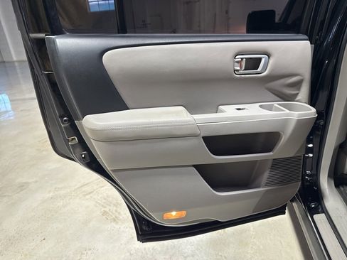 Used 2010 Honda Pilot EX-L image 36
