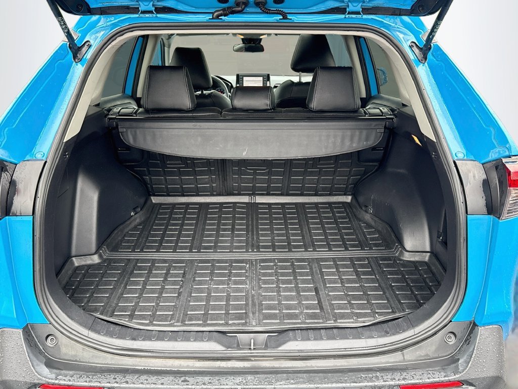 Used 2019 Toyota RAV4 XLE FWD image 31