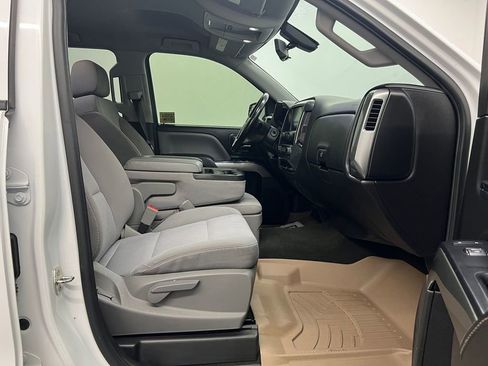 Used 2018 Chevrolet Silverado 1500 LT w/ LT Eassist Package image 25