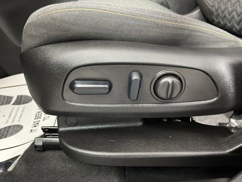 Used 2022 Chevrolet Equinox LT AWD/4WD image 29