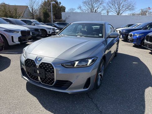 Used 2025 BMW 430i 430i w/ Premium Package image 2