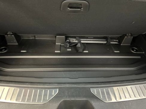 Used 2025 GMC Yukon Denali image 41