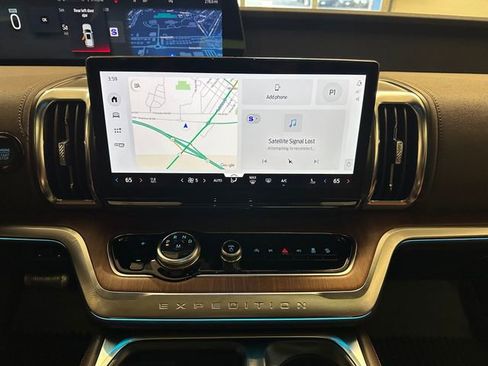 New 2026 Ford Expedition Max King Ranch image 13