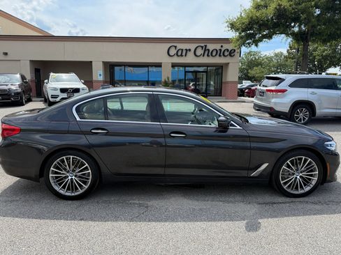 Used 2018 BMW 530i xDrive AWD/4WD image 7
