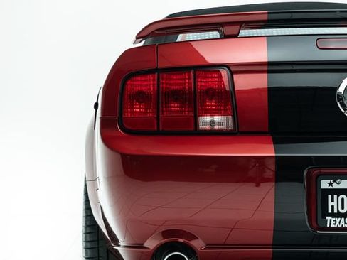 Used 2006 Ford Mustang GT Premium RWD image 18