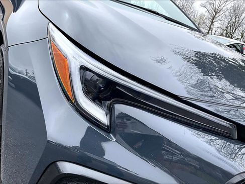 Certified 2025 Toyota Corolla SE image 27