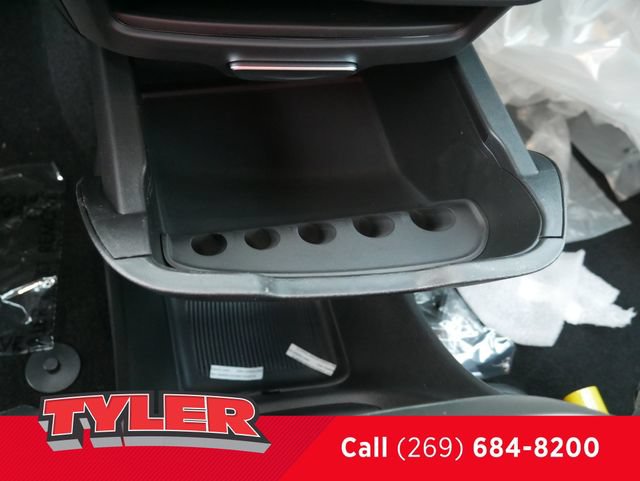 New 2027 Chrysler Pacifica Select FWD image 34