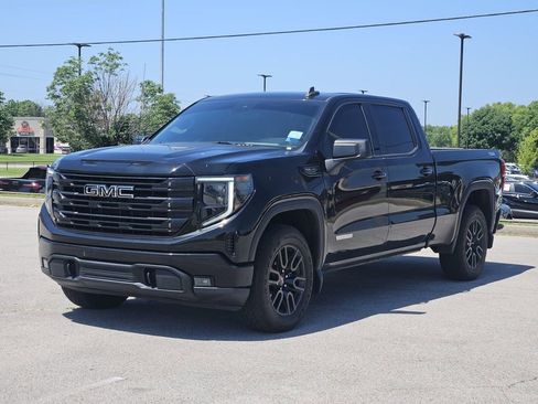 Used 2022 GMC Sierra 1500 Elevation AWD/4WD image 2