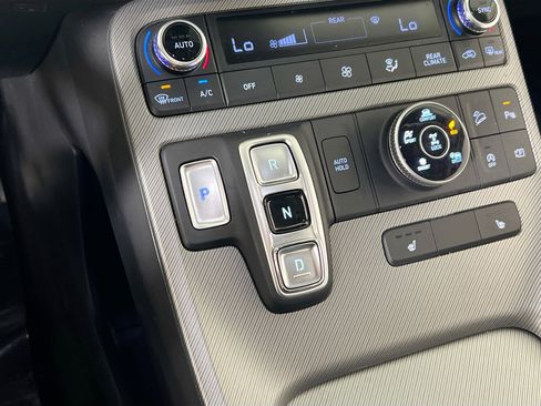 Used 2023 Hyundai Palisade SEL image 17