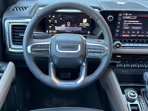 New 2026 GMC Canyon Denali w/ LPO, Denali Black Edition image 16