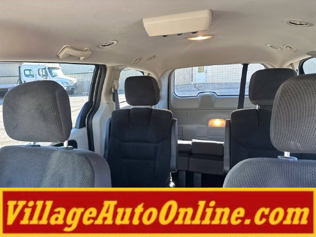 Used 2019 Dodge Grand Caravan SE FWD image 13