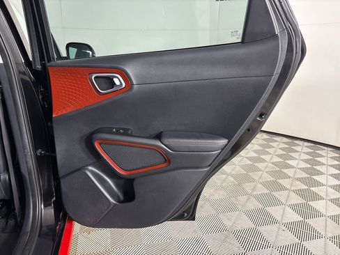 Used 2020 Kia Soul GT-Line Turbo FWD image 27