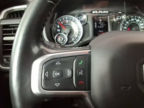 Used 2019 RAM 1500 Big Horn AWD/4WD image 18