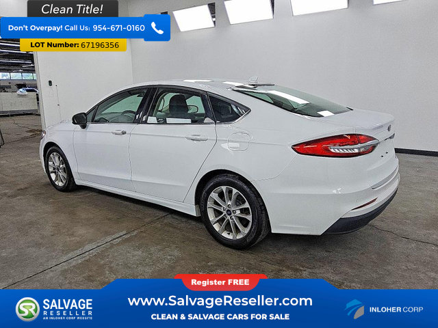 Used 2020 Ford Fusion SE FWD image 3