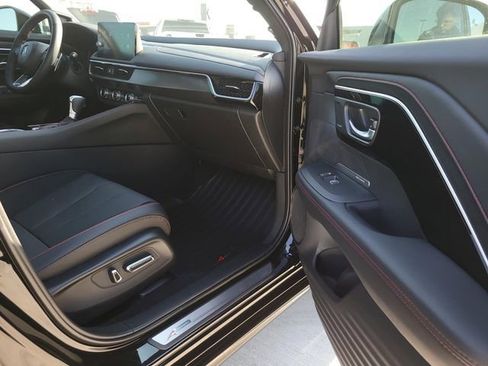 Used 2025 Acura ADX A-Spec image 8