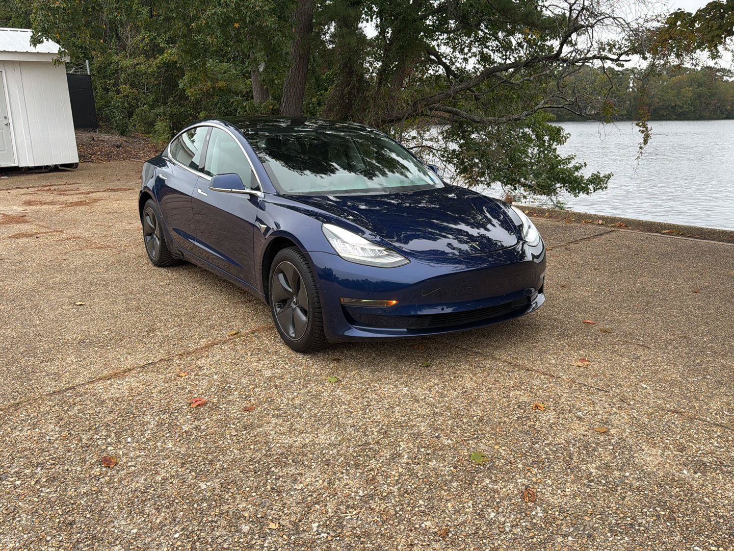Used 2019 Tesla Model 3 Standard Range Plus RWD image 1
