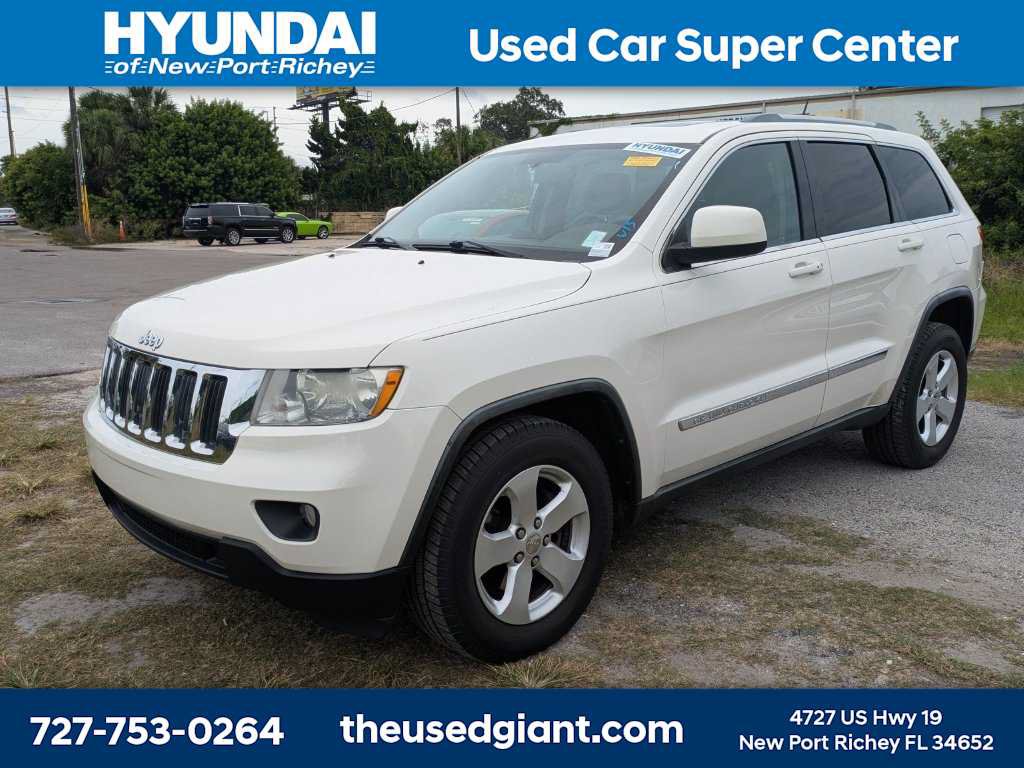 Used 2012 Jeep Grand Cherokee Laredo RWD image 1