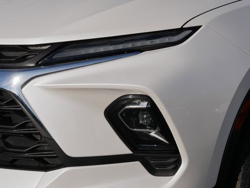 Used 2023 Chevrolet Blazer LT image 16