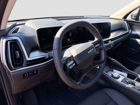 New 2026 Kia Sorento EX FWD image 9