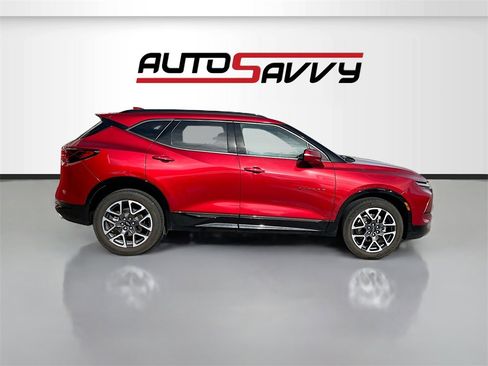 Used 2023 Chevrolet Blazer RS w/ Enhanced Convenience Package image 8