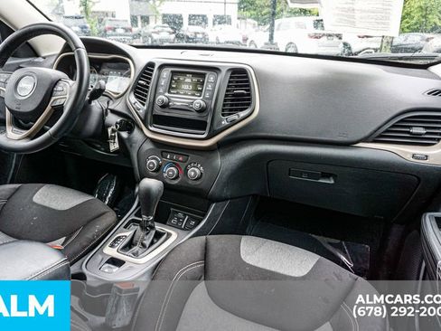 Used 2016 Jeep Cherokee Sport FWD image 24