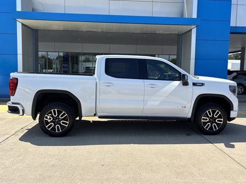 New 2026 GMC Sierra 1500 AT4 w/ AT4 Premium Package AWD/4WD image 2