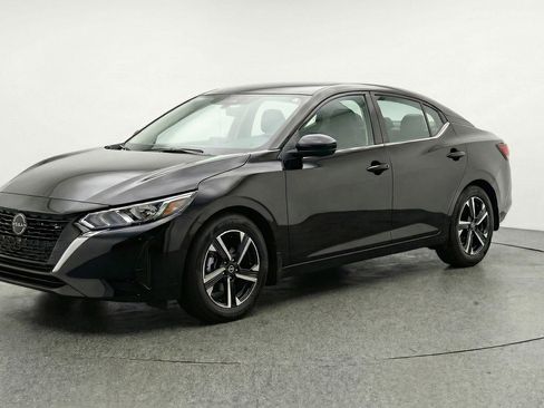 Used 2025 Nissan Sentra SV FWD image 3