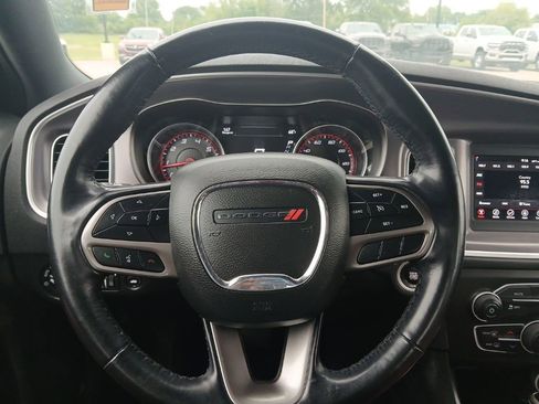 Used 2021 Dodge Charger SXT w/ Leather Interior Group RWD image 15