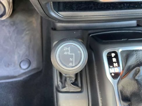 Used 2021 Jeep Wrangler Unlimited Sport AWD/4WD image 31
