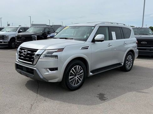 Used 2024 Nissan Armada SL w/ Captain's Chairs Package RWD image 42