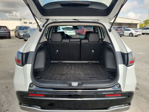 Certified 2025 Honda HR-V EX-L image 33