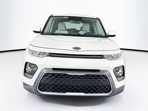Used 2021 Kia Soul LX FWD image 2