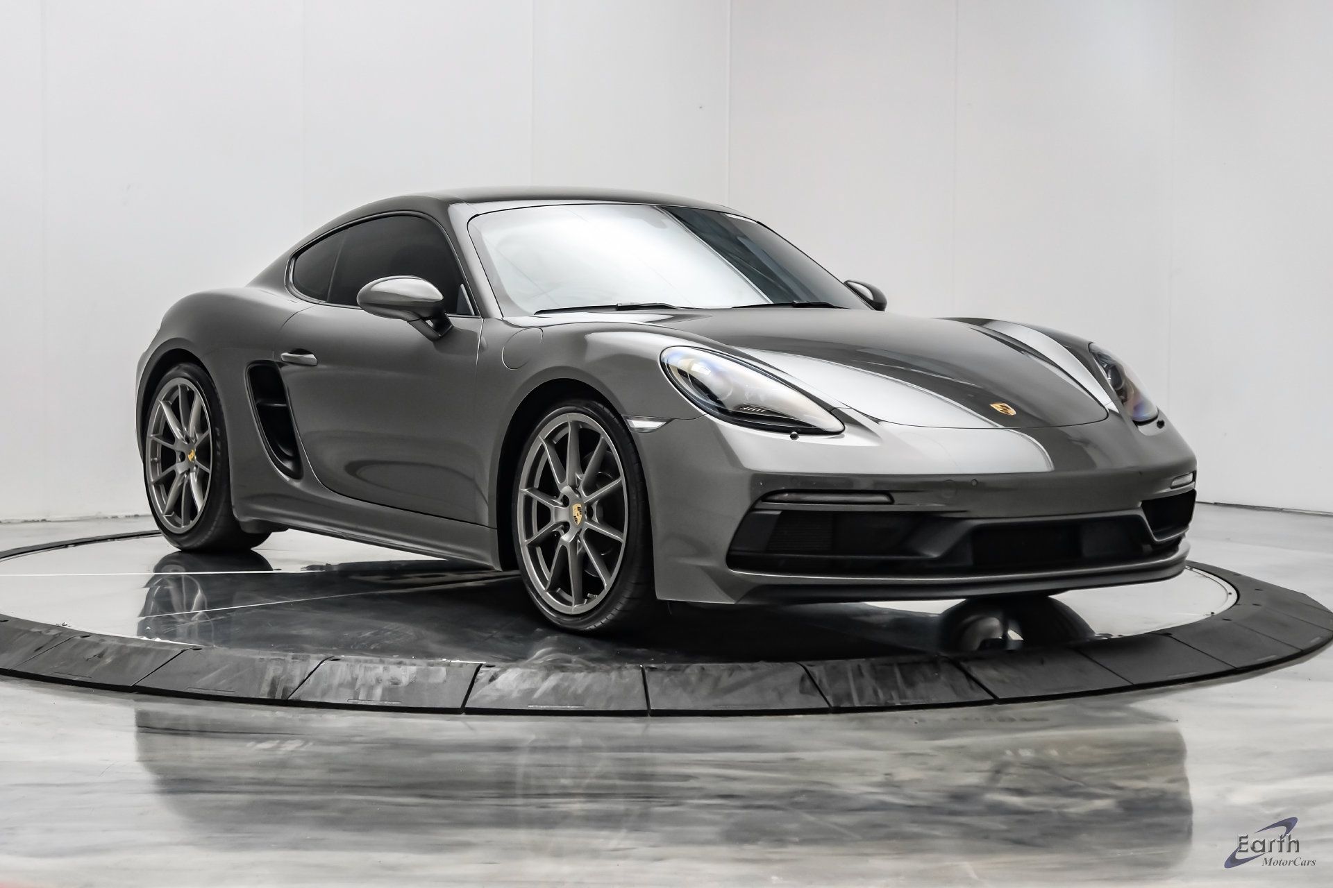 Used 2023 Porsche 718 Cayman GTS RWD image 21