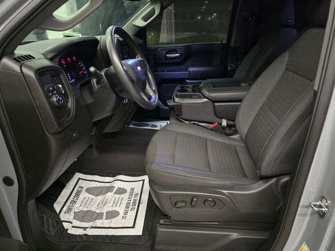 Used 2024 Chevrolet Silverado 1500 Custom w/ Turbomax Blackout Package RWD image 20