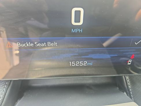 Used 2025 Chevrolet Equinox LT FWD image 23