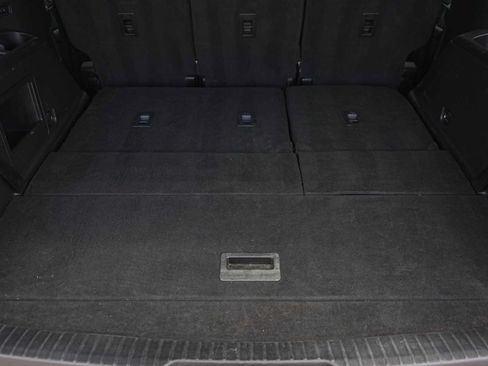 Used 2019 Ford Expedition XLT w/ Equipment Group 201A RWD image 27