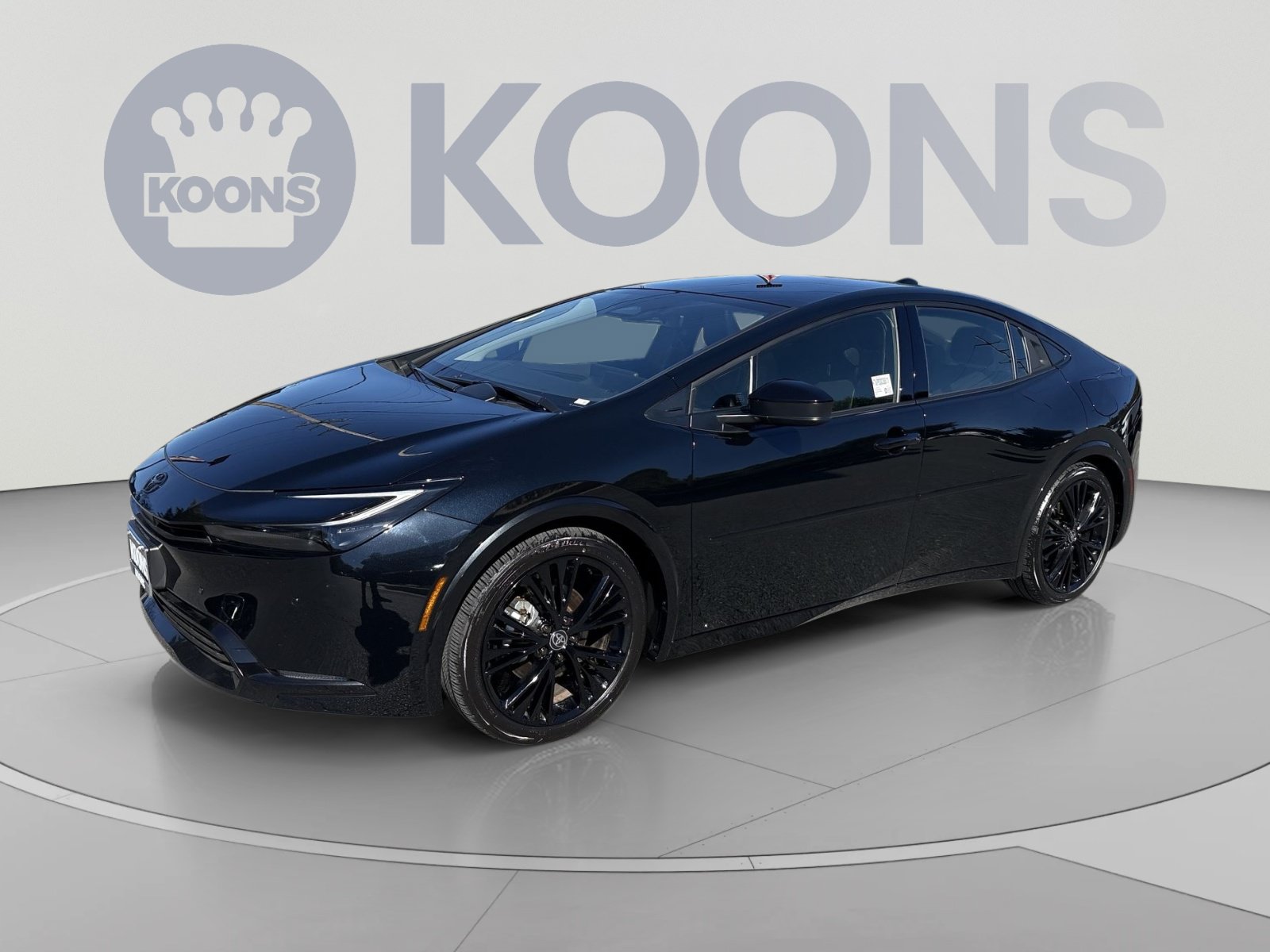Used 2025 Toyota Prius AWD image 1
