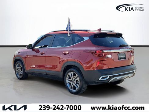 Certified 2022 Kia Seltos S FWD image 4
